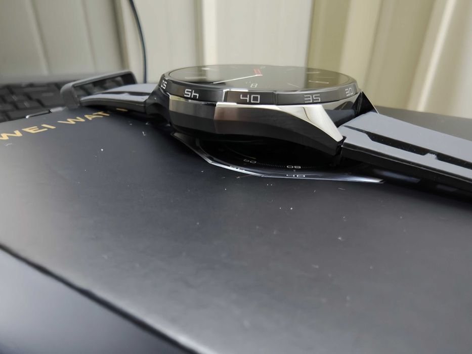 Продавам Huawei Watch GT6