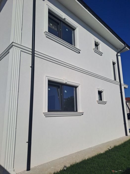 Vila Eleganta cu 5 Camere Lumina