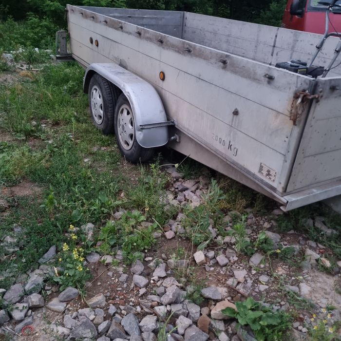 Remorca/platformă 2000kg
