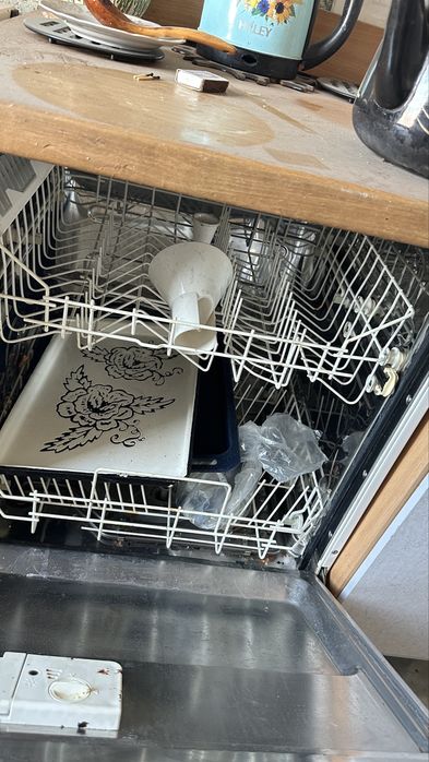 Продам посудомойку ZOP 31