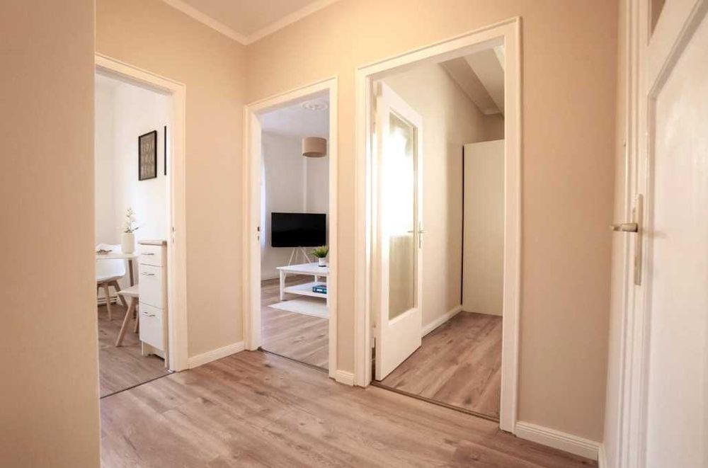 Дава се под наем Тристаен апартамент в Пловдив, Каменица 1 - 99 кв.м за 275 € - Снимка #3