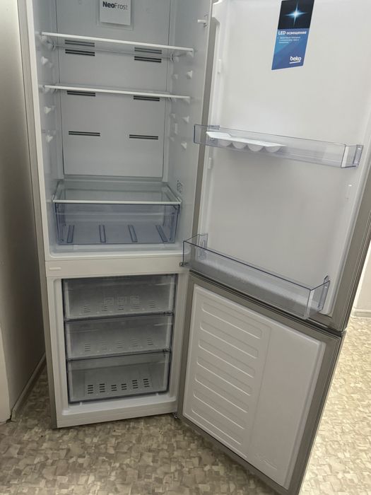 Холодильник beko