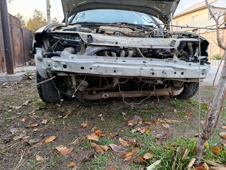 Автомобиль на запчасти