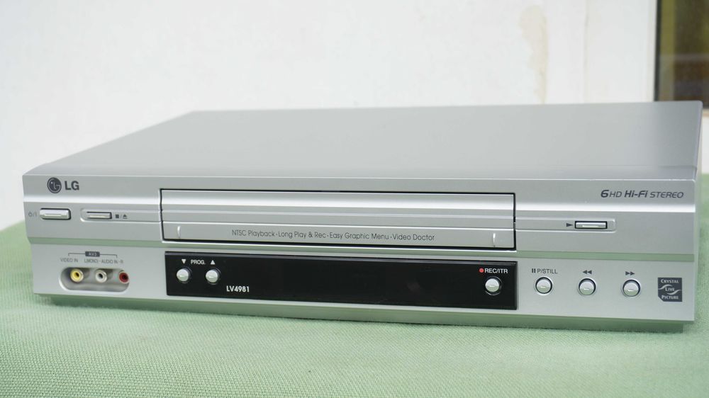 Video recorder VHS LG model LV4981 stereo Hi-Fi PAL/NTSC Cluj