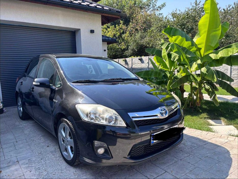 TOYOTA Auris 1,8 hybrid