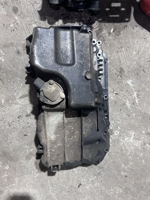 Baie ulei bmw e90 2.0 184 cp lci e91 n47