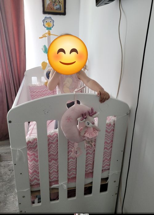 Vând patuț alb  bebe