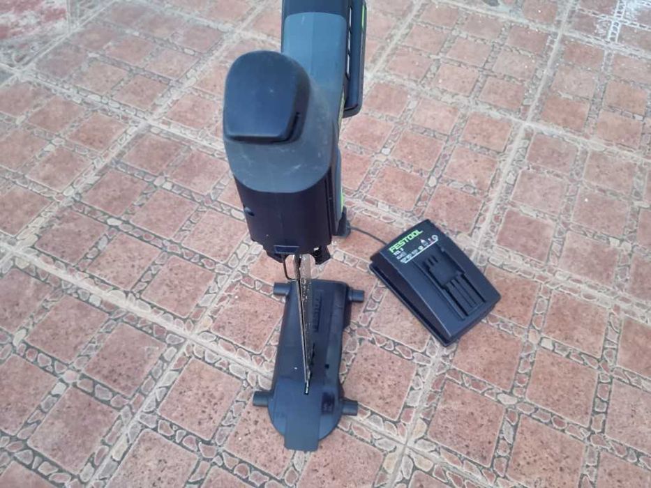 Festool ISC 240 - инструмент за рязане на изолационни материали