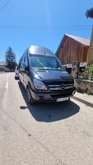 Vand sau schimb mercedez sprinter