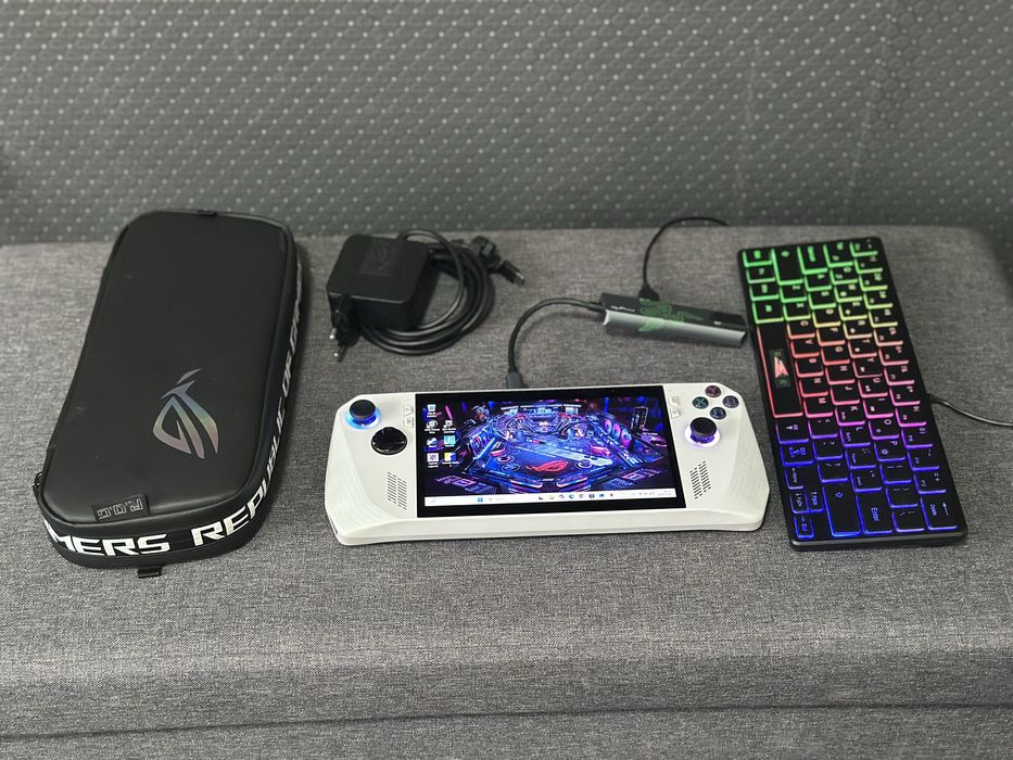Consola ASUS ROG Ally Z1 Extreme FULL