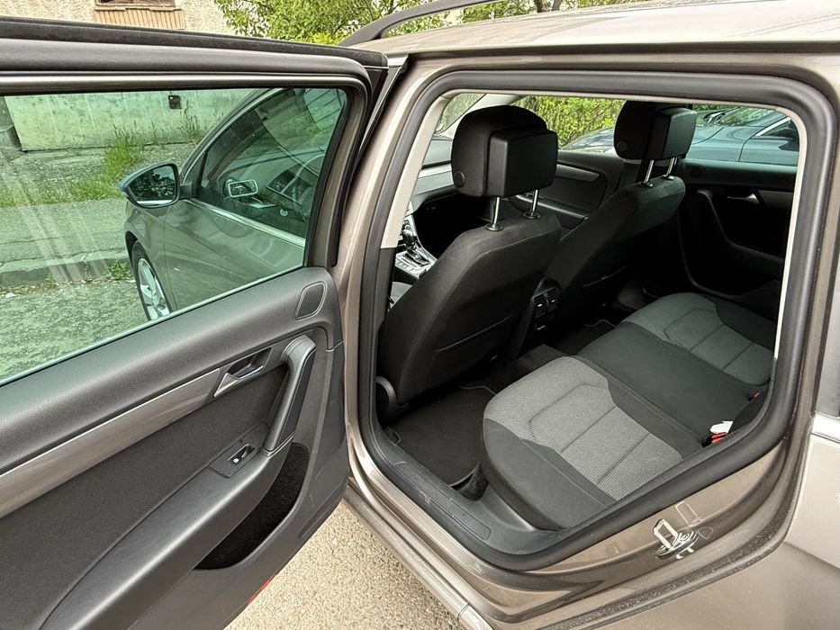 VOLKSWAGEN Passat 2012 — imagine 5