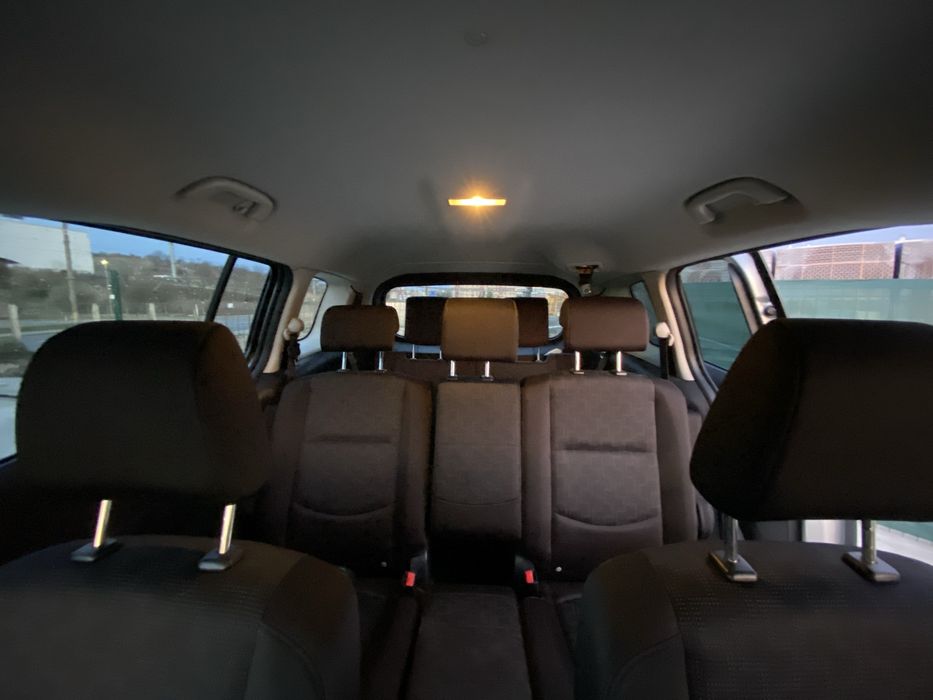 Mazda 5 | 2008 facelift.  2.0CD