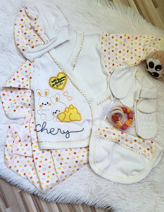 Комплекти за изписване на новородено бебе