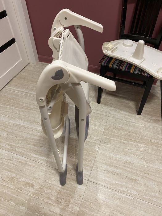 Стульчик для кормления не дорого.