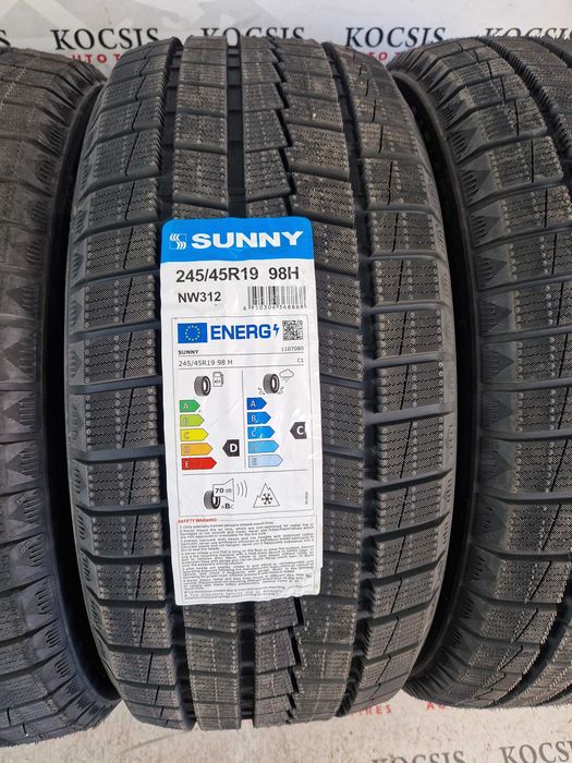 Set anvelope 245 45 19 cu 275 40 19 - SUNNY iarna m+s