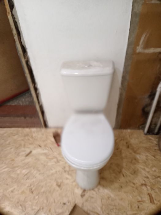 Продам унитаз б/у