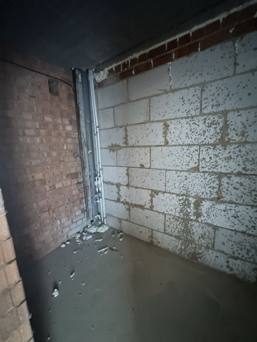 Продаем евро-2 центр пред. чистовая