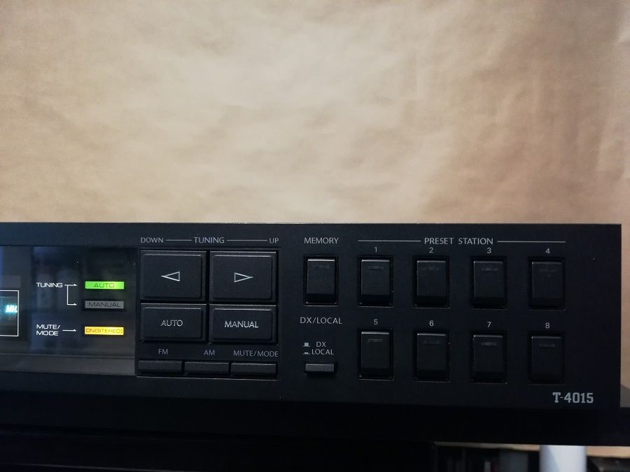 Tuner ONKYO INTEGRA T-4015 - Quartz FM Stereo - Made in Japan/Impecabi