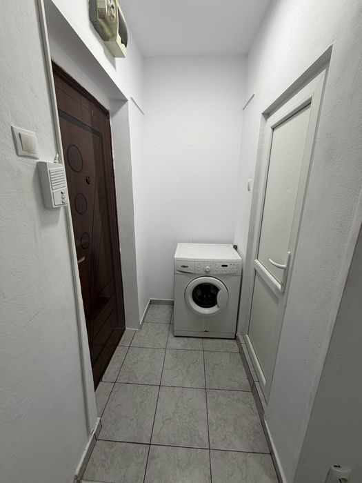 De inchiriat garsoniera Berceni