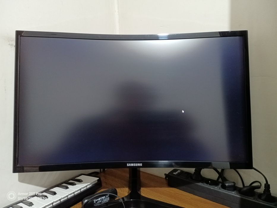 Монитор Samsung 24 дюйма