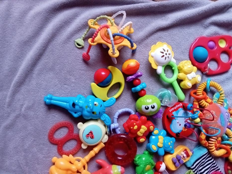 Качественные игрушки погремушки