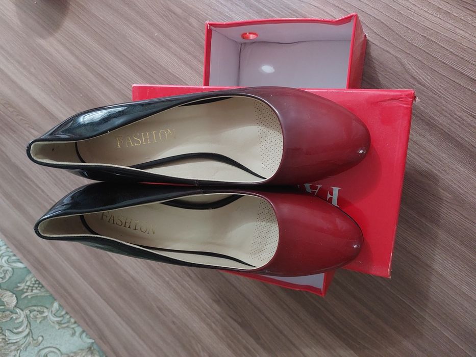 Жаңа туфли сатылады