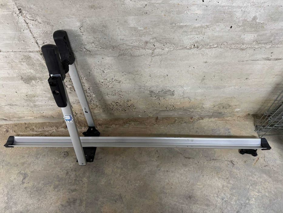 Горен багажник за колело - лесен монтаж, здрава конструкция (Варна)