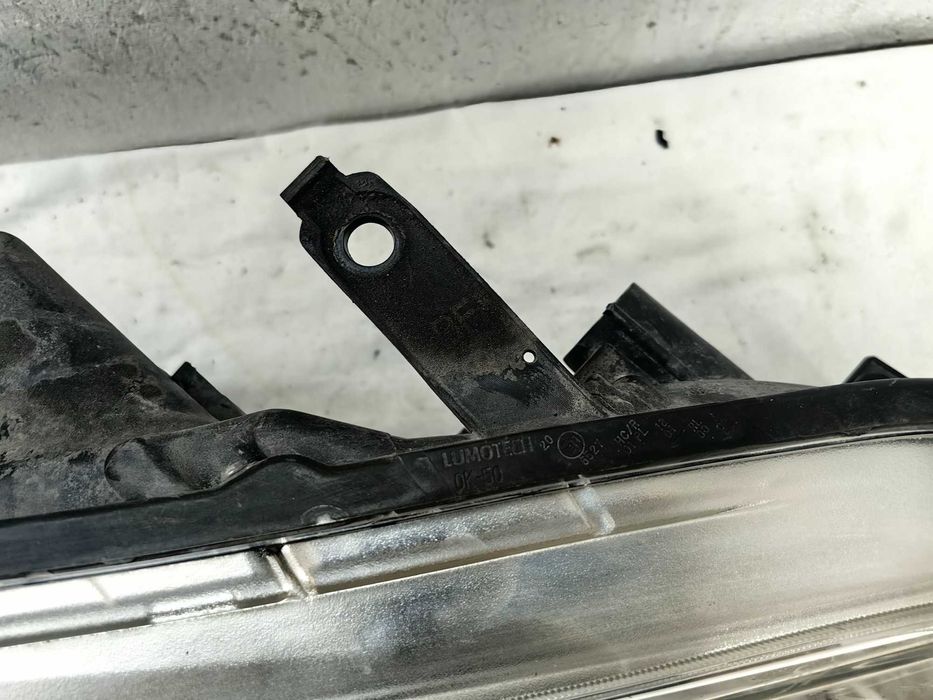 Оригинален фар Тойота Toyota Hilux