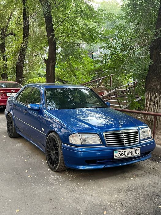 Бампер мерс 124/140/201/202/190/210/211