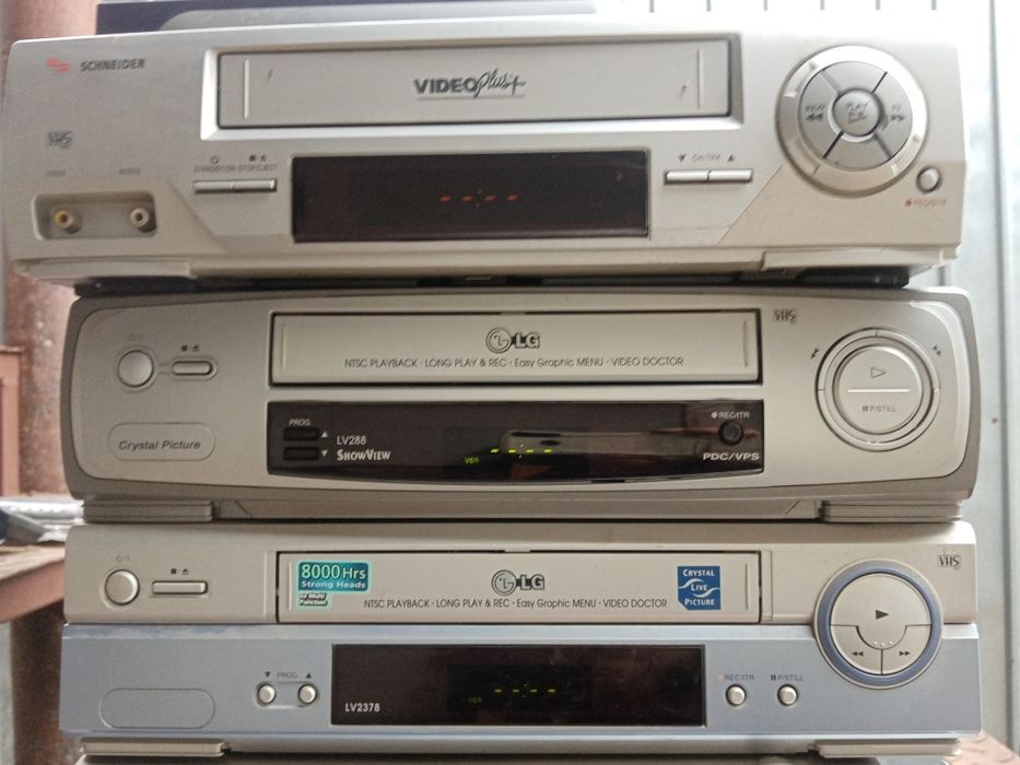 Dvd playere și VHS playere