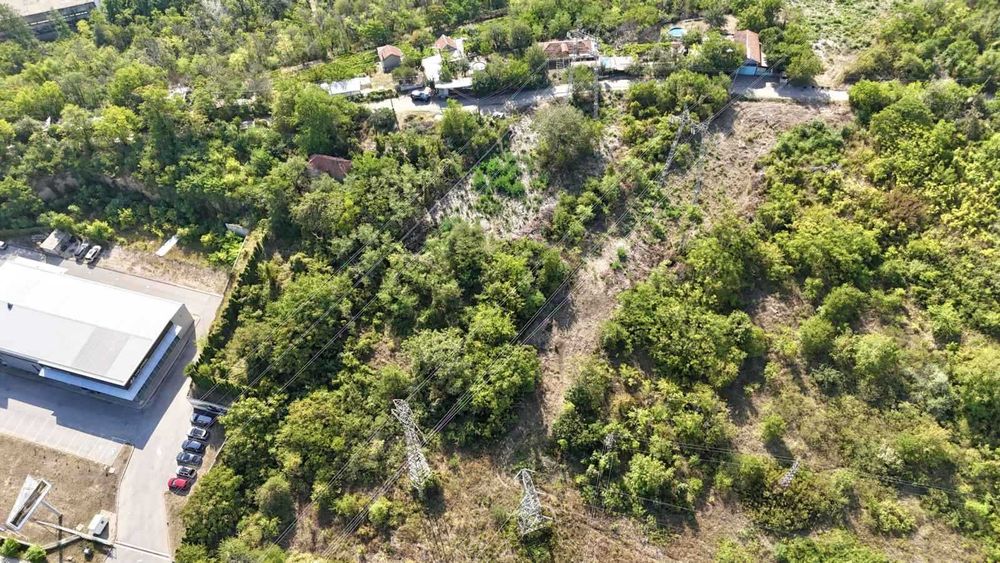 Парцел за продажба в.з. Кръста, Пром.зона Изток