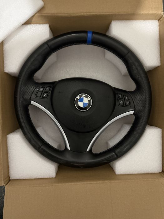 Volan BMW Seria 3 E90 (2008) – stare foarte bună