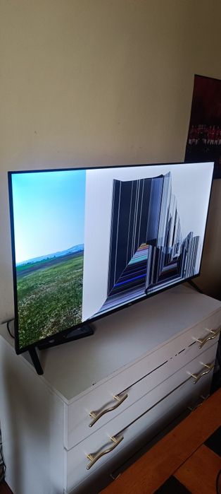 Смарт телевизор TCL