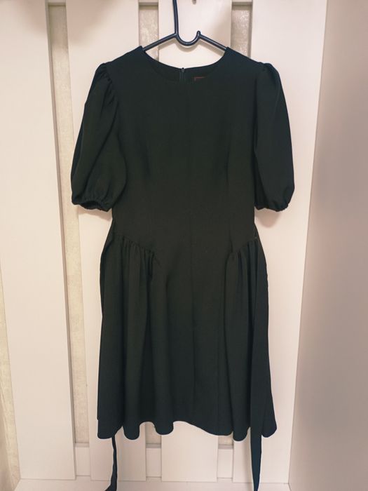 Продам платья, костюмы