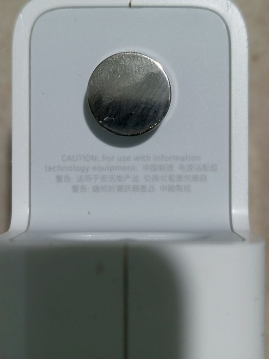 Адаптер от Apple 30W