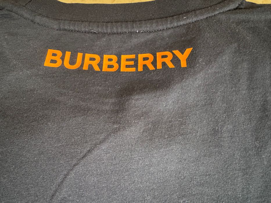 Отлична BURBERRY!