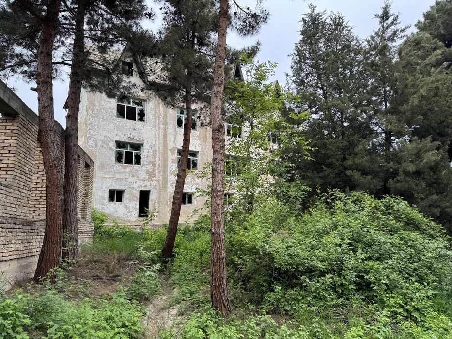 Нотурар бино (дам олиш маскани, дача)