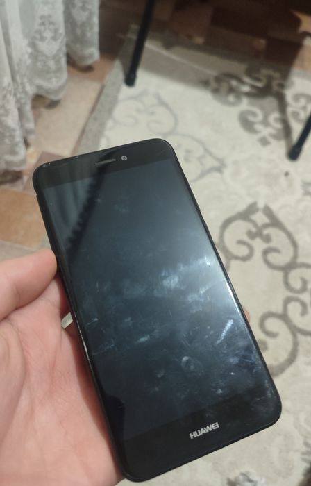 Продам Huawei p8 lite 2017