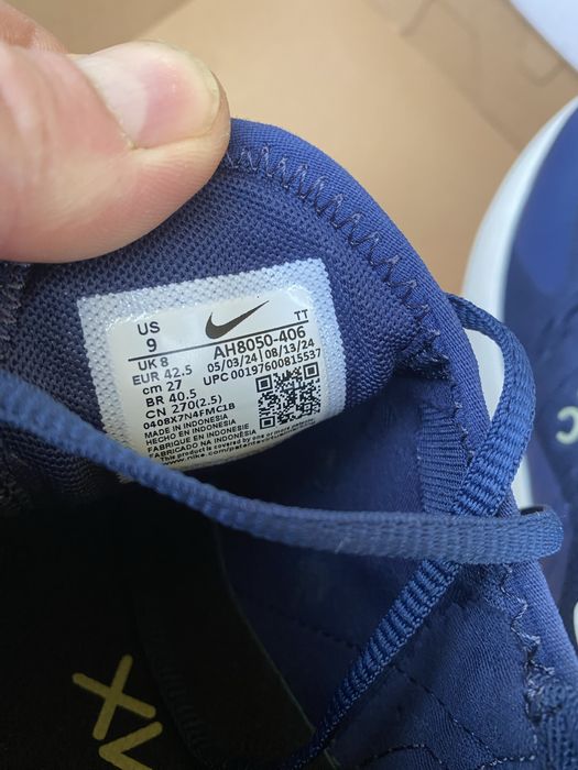 Adidasi Nike Air max 270