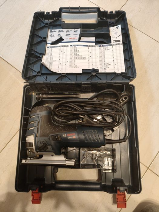 Fierestrău Pendular Bosch