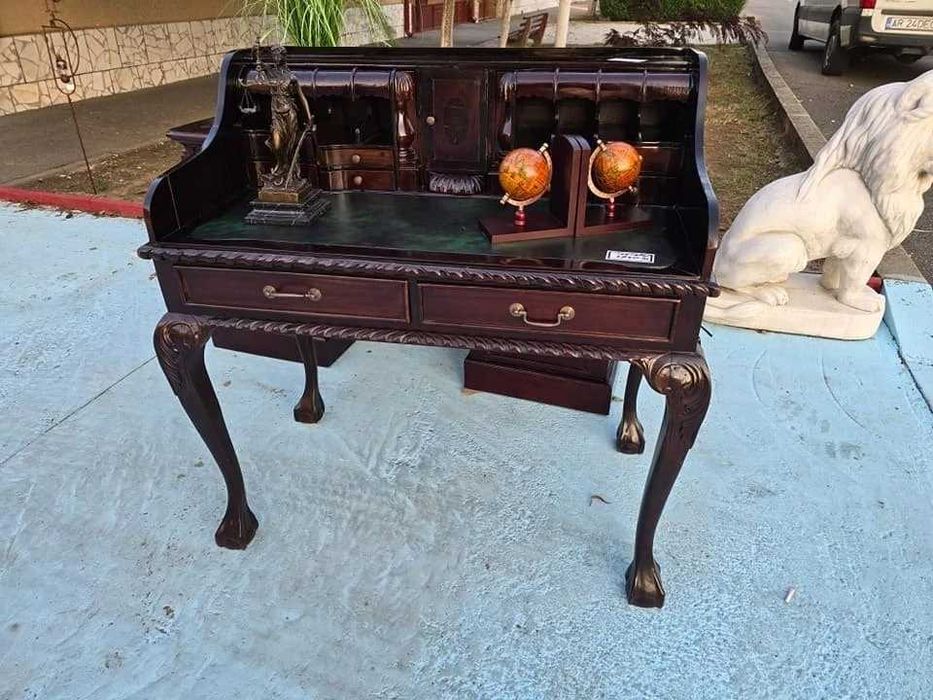 Secreter din lemn,stilul englezesc.