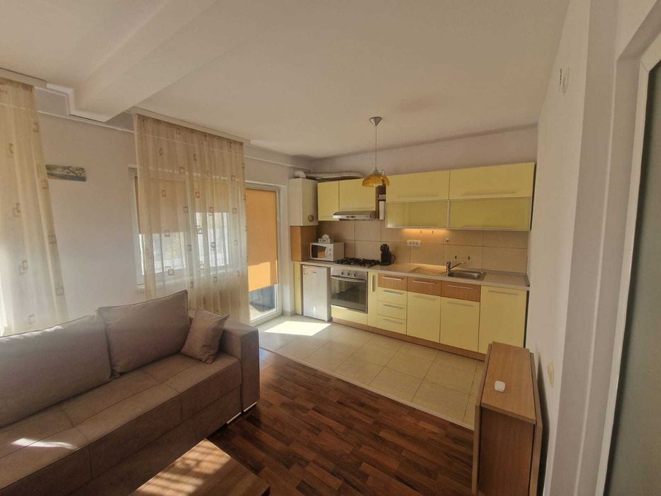 Apartament  2 camere  zona centrala