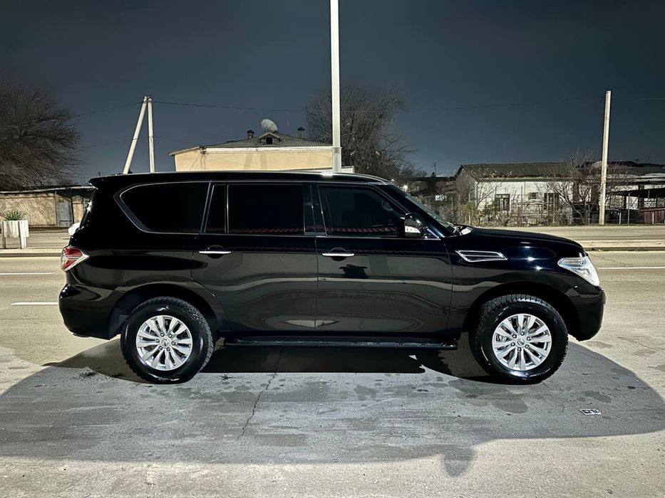Продается Nissan patrol 2019 года пробег 89.000 4литровый