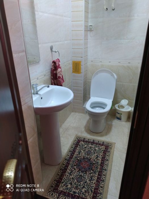 Срочно продается квартира 4 х комнатная динамо 4 этаж