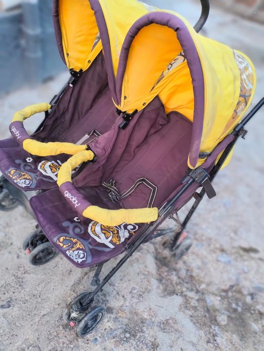 Коляска для двойни GEOBY