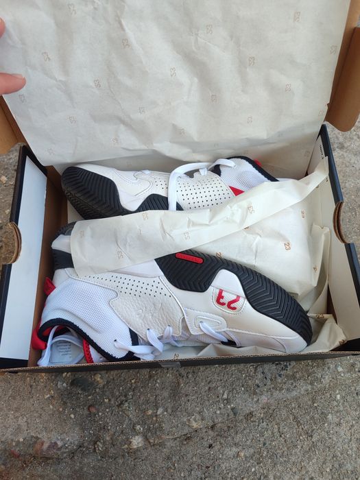 Nike Jordan обувки