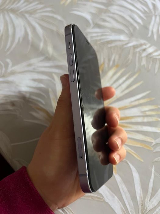 Iphone 12 продам