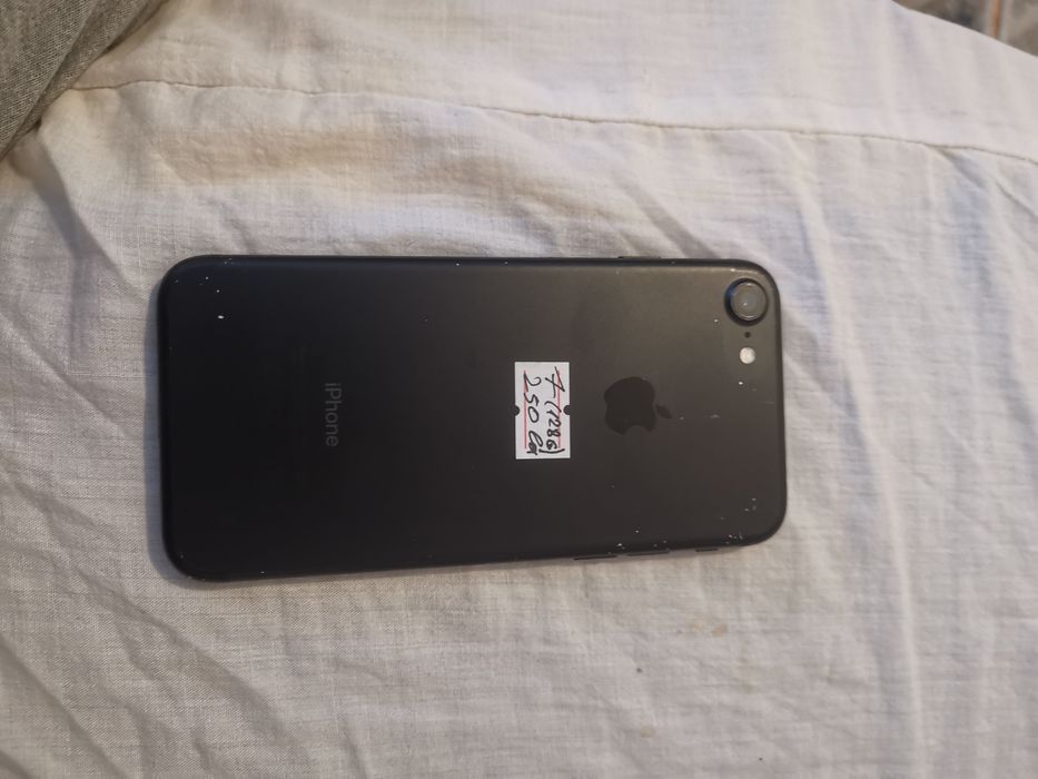 Iphone 7  in stare bună.