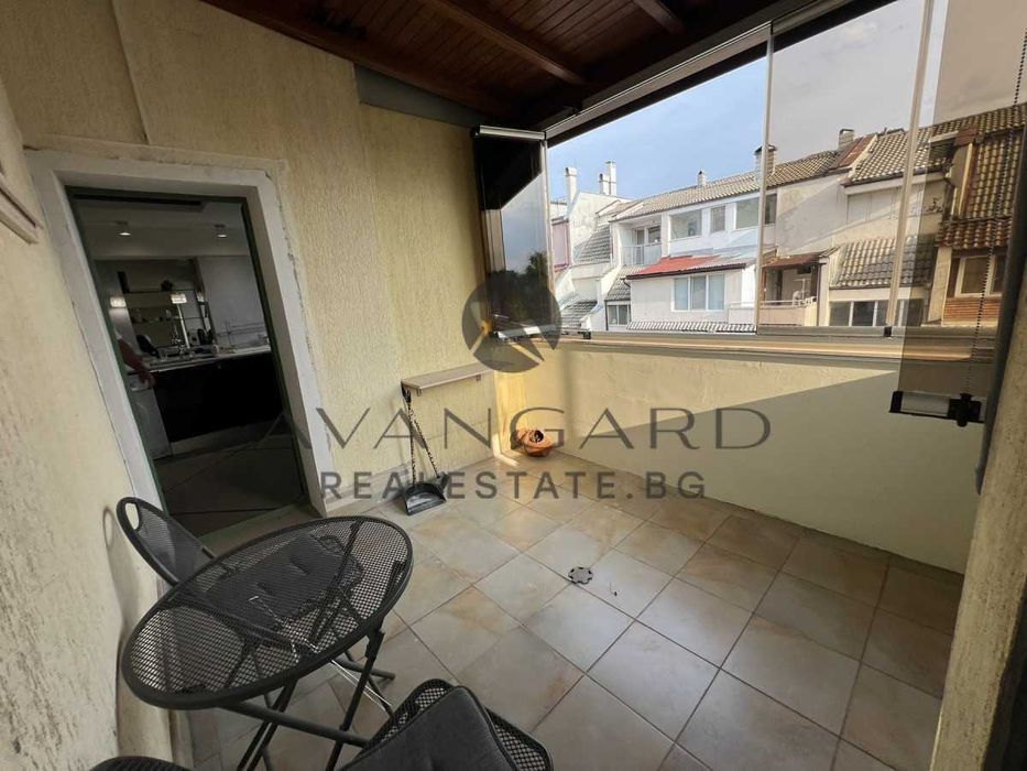 Продава се Тристаен апартамент в Пловдив, Кършияка - 140 кв.м за 1800 €/кв.м - Снимка #14