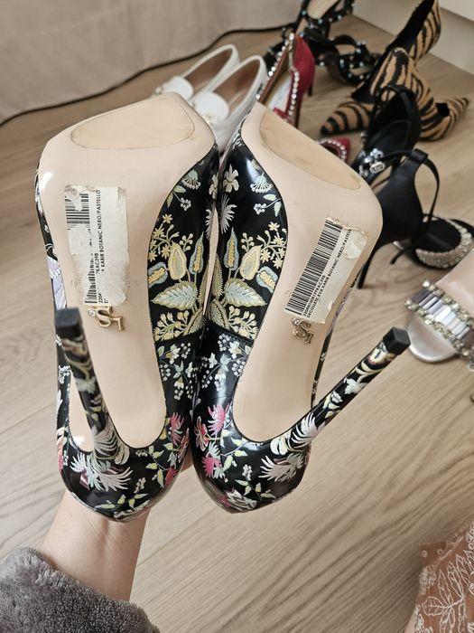 Pantofi Le silla noi